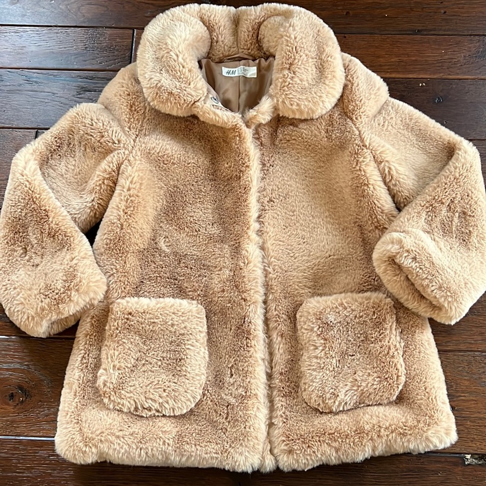 H&M Faux Fur Girls Coat 🧥